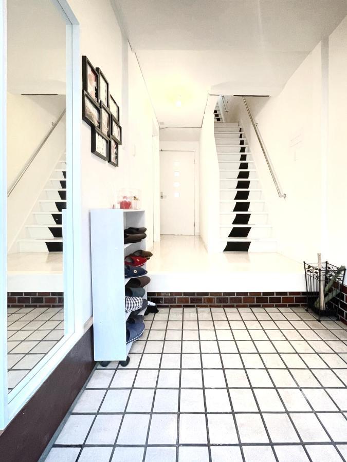 Guesthouse中道 Osaka Bagian luar foto